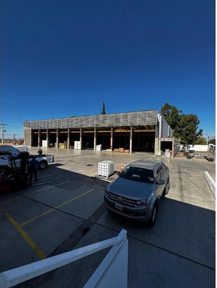 Galpon Y Oficinas En Alquiler Ruta 40 Y Gral Acha. Rawson