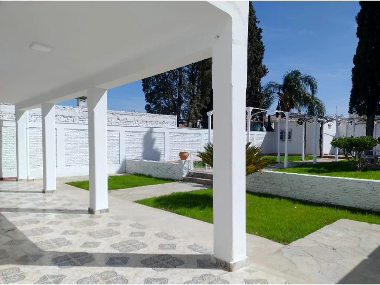 Casa Para Destino Comercial En Capital Con Planos Aprobados