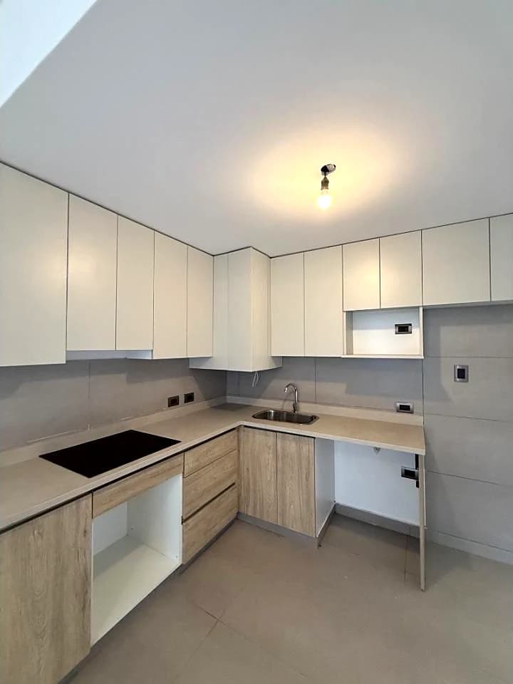 Dpto, 1 Dormitorio De Categoría Excelente Ubicación Calle Urquiza Y San Luis -…