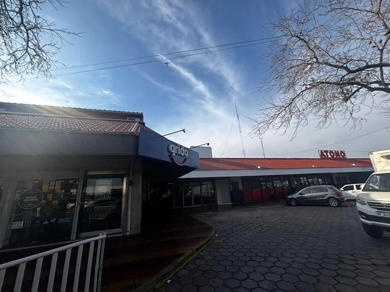 Salon Centro Comercial En Alquiler - Av España Antes De Pedro De Valdivia