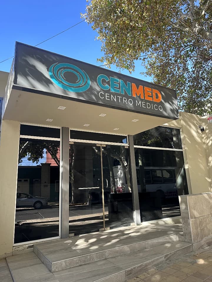 Clínica En Alquiler. 7 Consultorios. Microcentro Capital
