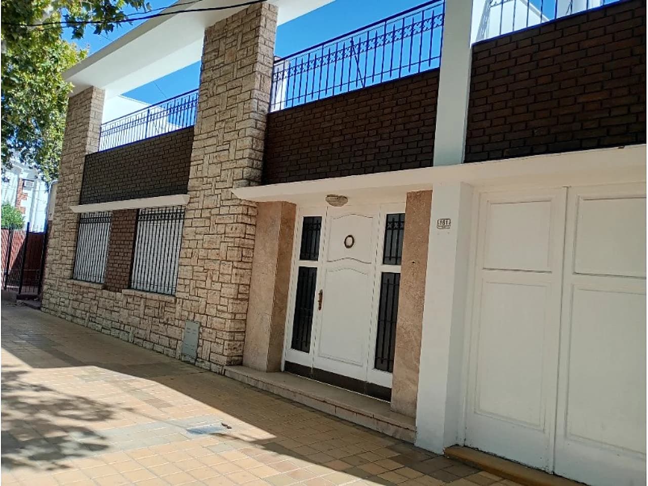 Hermosa Casa Céntrica En Alquiler Comercial