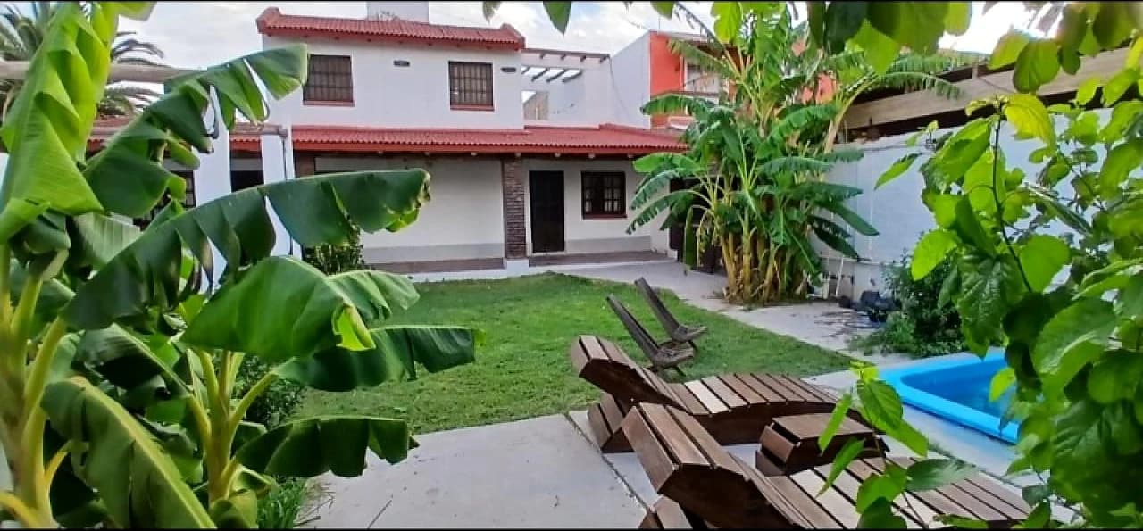 Dueño Casa Amoblada En Rivadavia 4 Dormitorios 2 Baños , Living , Cocina Comedor…