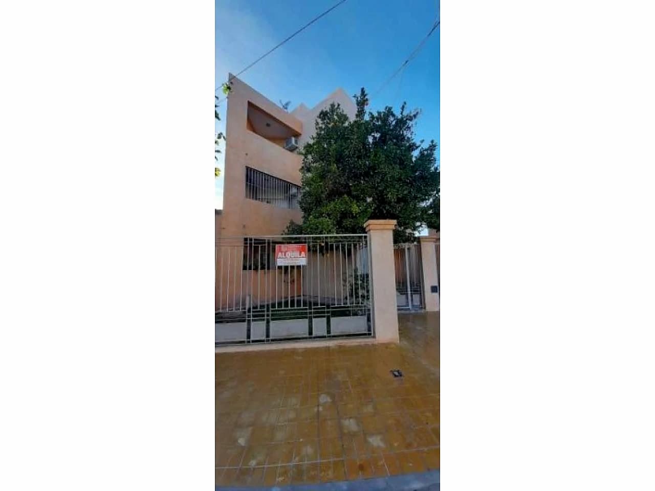 Depto 2 Dormitorios Con Cochera, Balcón Y Terraza, Zona Parque De Mayo