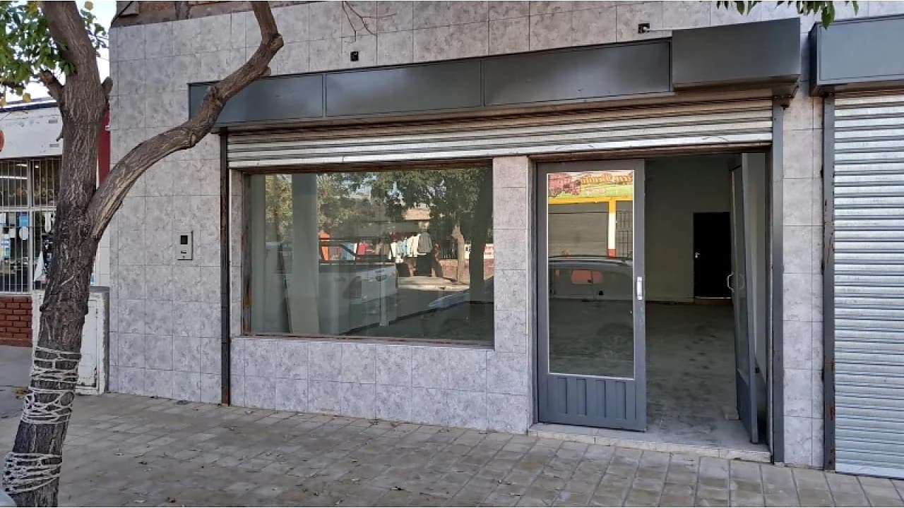 Salón 65m2 En Superiora Y Elizondo Rawson
