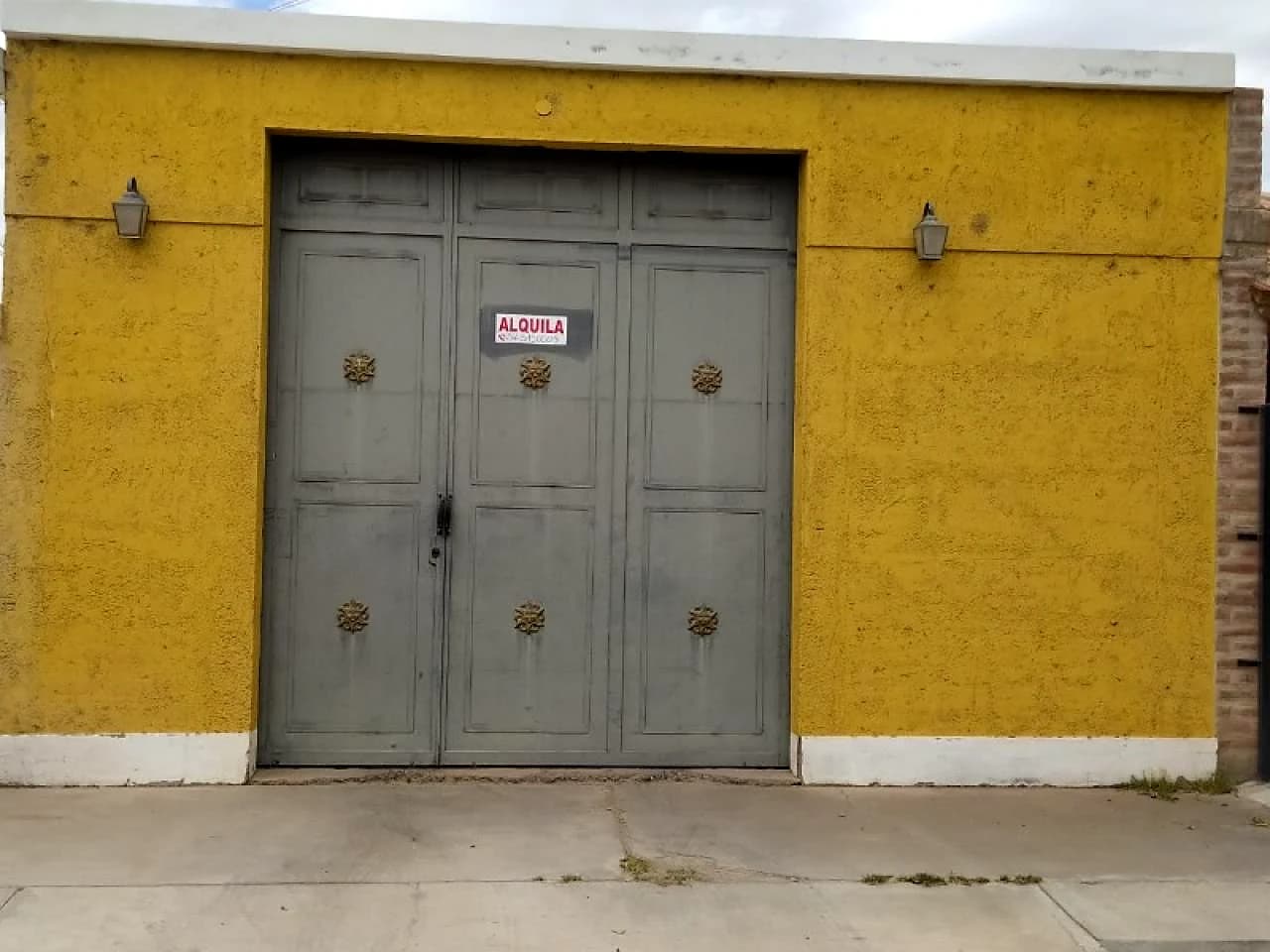 Salon Para Deposito O Cochera