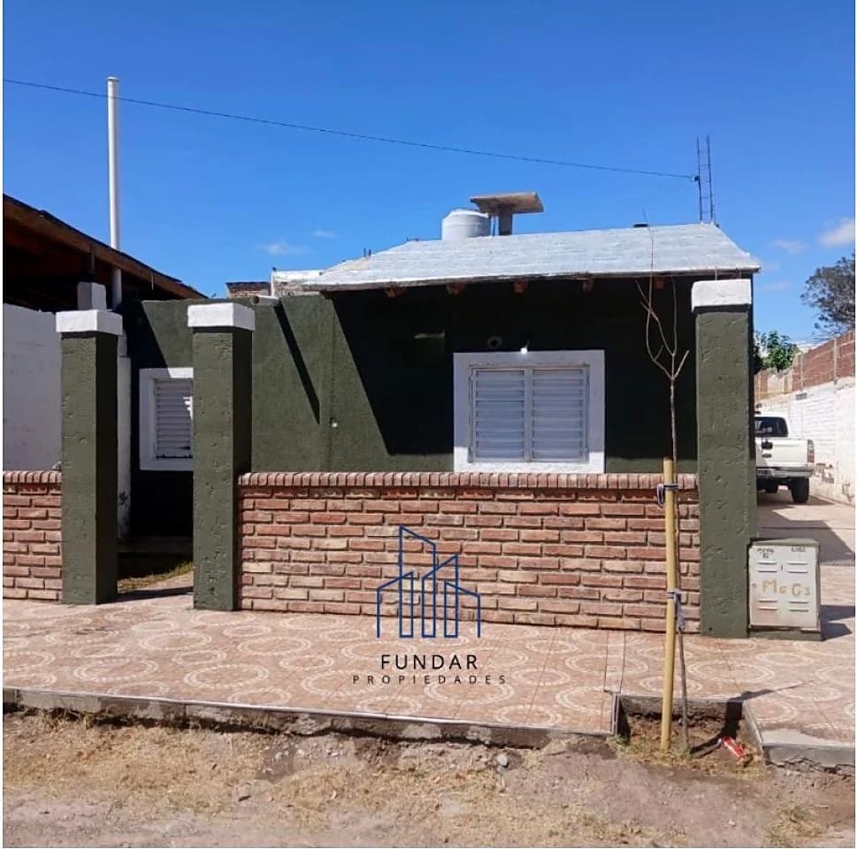 Venta Casa En Barrio Olivares De Natania. Rivadavia
