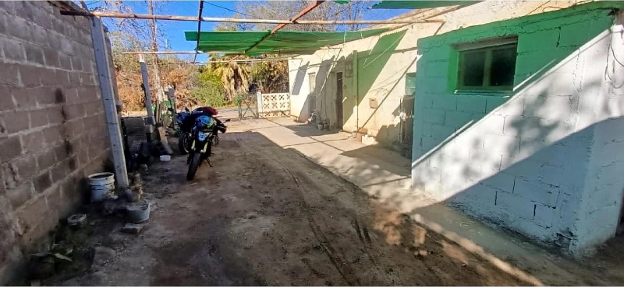 Vendo, Permuto, Alquilo 3 Casas Valle Fertil Calle Caseros Pasando Mitre De Sur A Norte
