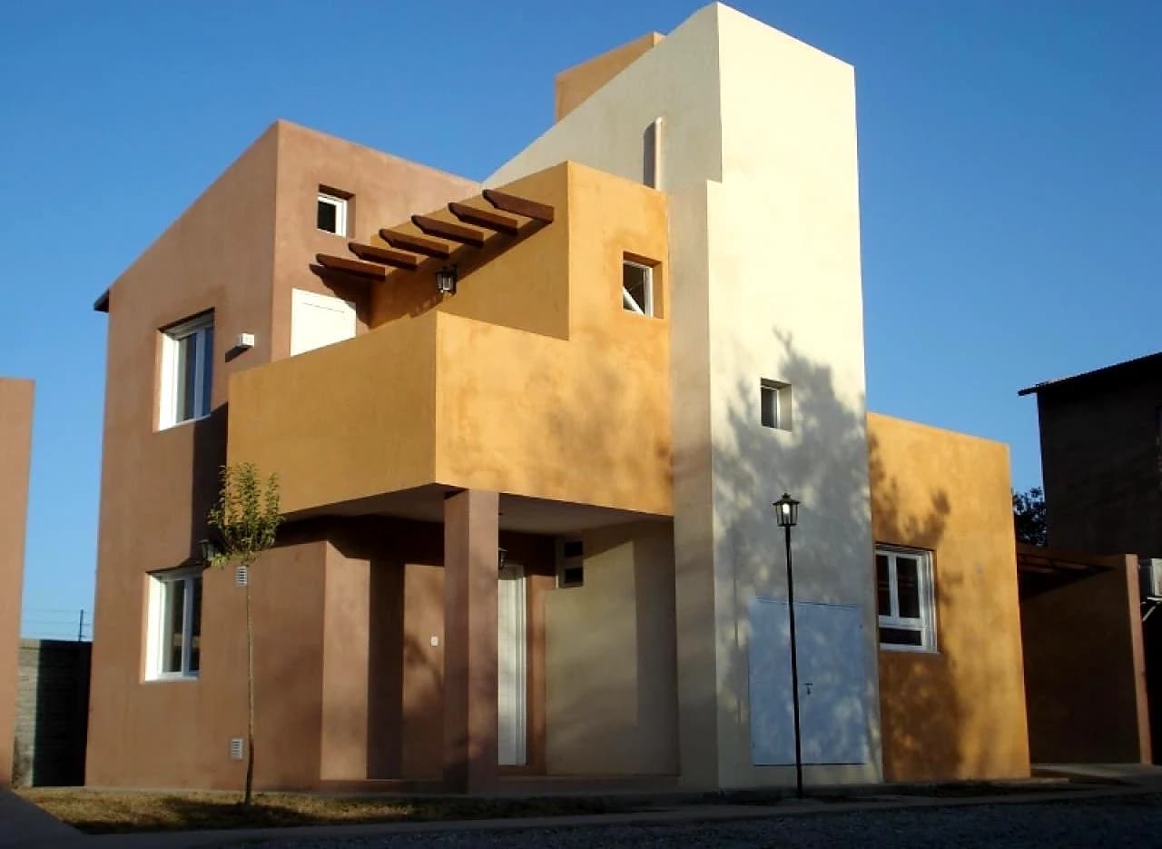Casa De 2 Habitaciones - 2 Baños - Complejo Cerrado. Rivadavia