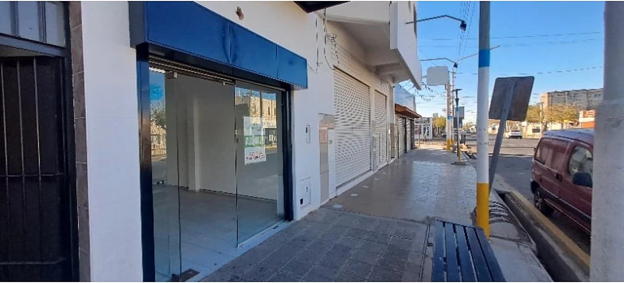 Local En V° Krause A 150m De Plaza