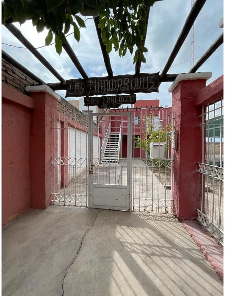 Capital Zona Hiper Libertad, Calle San Lorenzo, 1 Dorm, Planta Alta Con Cochera Y…