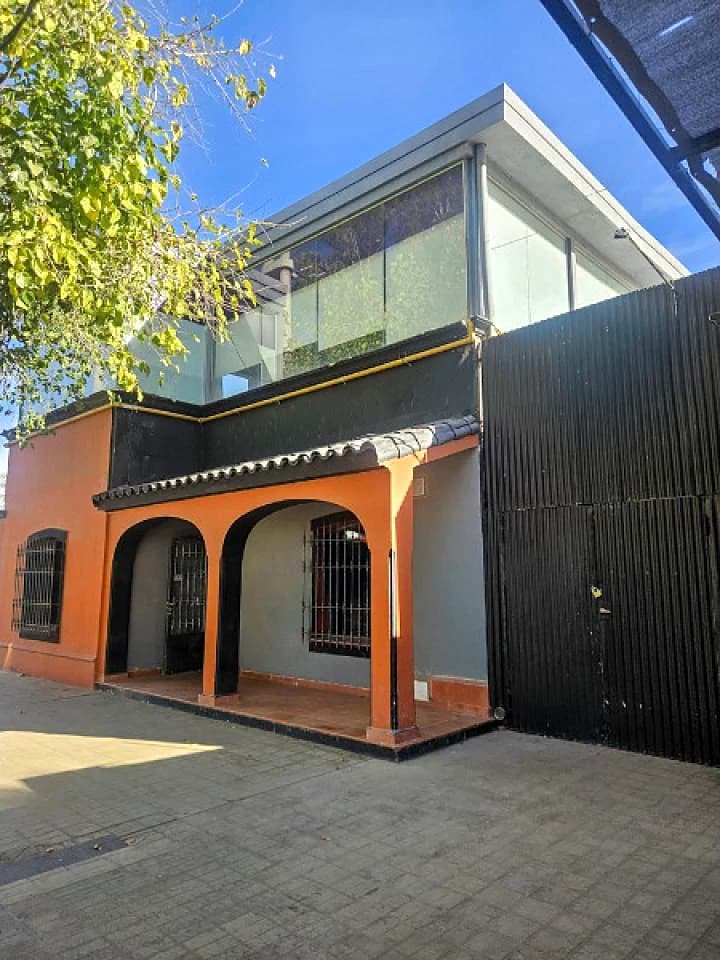 Local Comercial En Zona Estratégica - Meglioli A Metros De Libertador