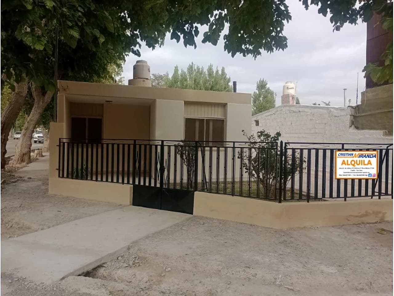Casa Rodeo, Iglesia