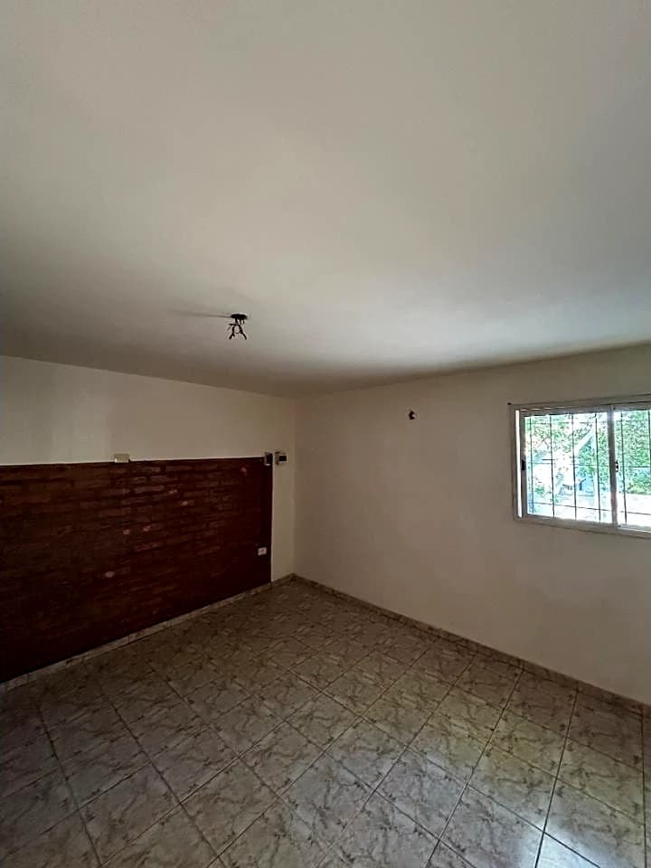 Departamento 1er Piso - 1 Dormitorio - Excelente Ubicación Barrio Huazihul. Rivadavia
