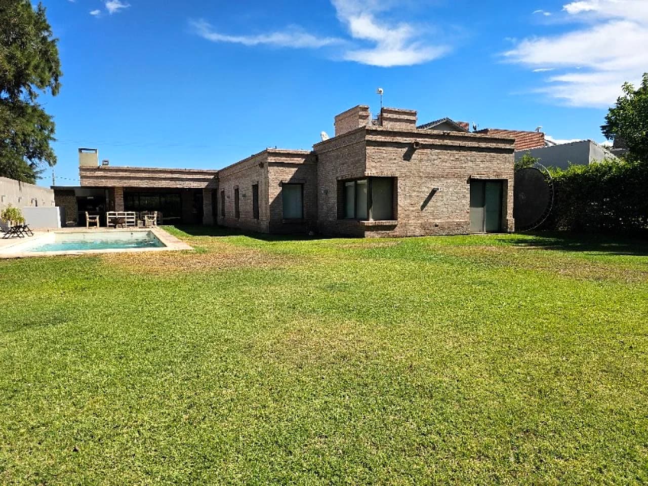 Casa De Categoría En Club Amancay